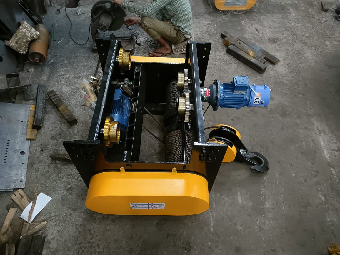 electric wire rope hoist manufacturers in India