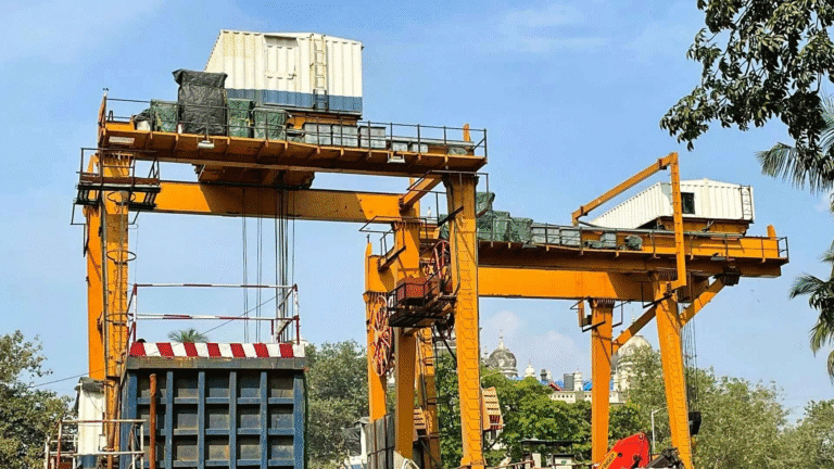 Read more about the article Gantry Crane Manufacturer in Maharashtra